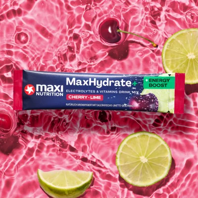 MaxiNutrition MaxHydrate Energy Elektrolyt Drink Stick Cherry Lime 8x16g – im Wasser mit Zutaten