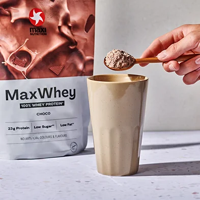MaxiNutrition MaxWhey High Protein Chocolate 420g – Zubereitung als Shake
